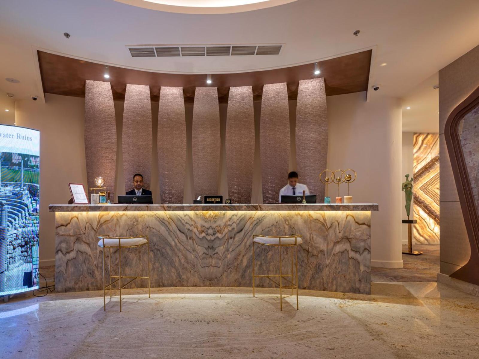 Mirage & Conference Center 5* Alexandria