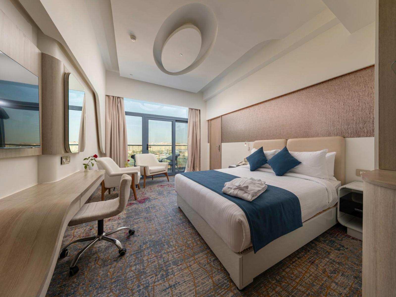 Mirage & Conference Center Hotel 5*
