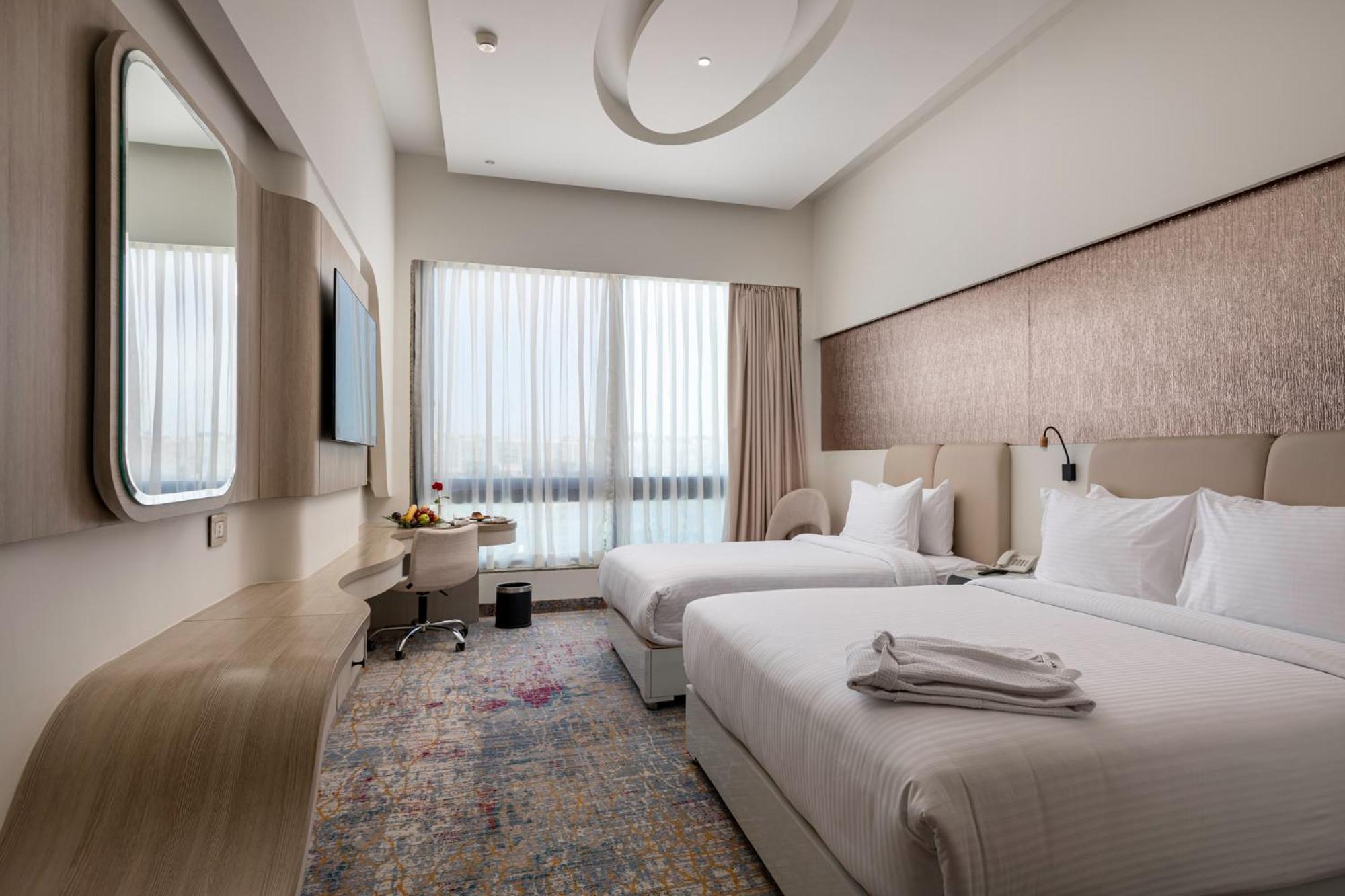 Hotel Mirage & Conference Center 5*